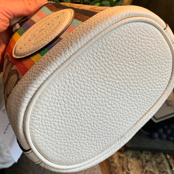 Authentic COACH Signatu jacquard/refined leather rainbow logo drawstrings Crosby - Picture 8 of 13